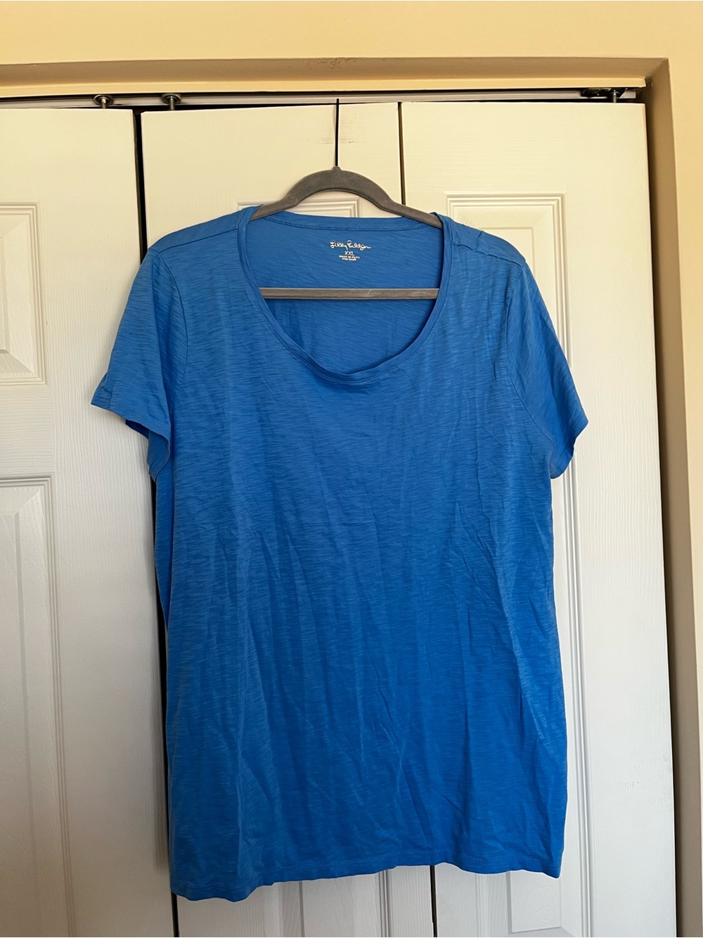 Lilly Pulitzer Blue Scoop Neck Short Sleeve Top